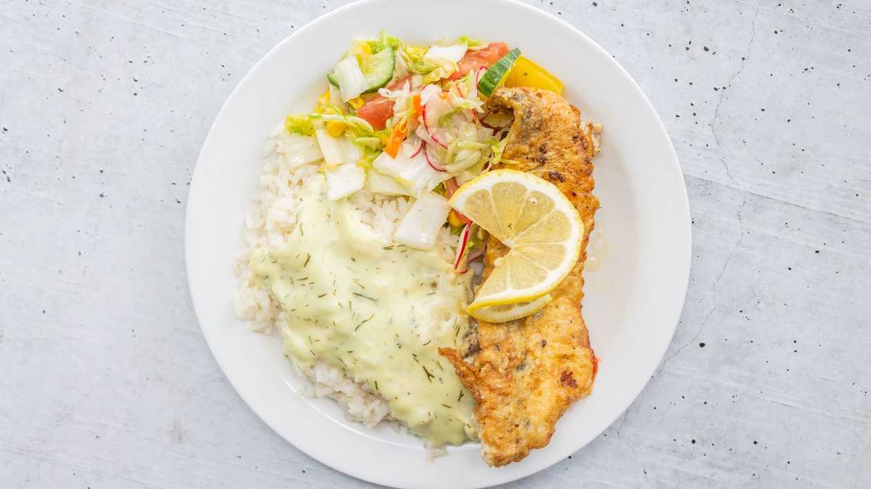 Fried perch with boiled rice