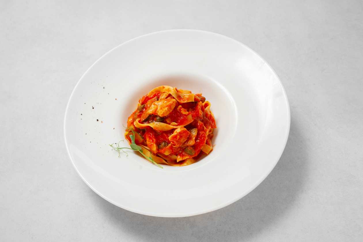 Makaron Con Pollo