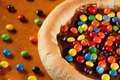Nutella and M&M Pizza 🎁 - 40% off