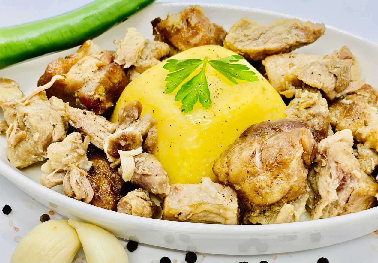 Pomana porcului cu mamaliga