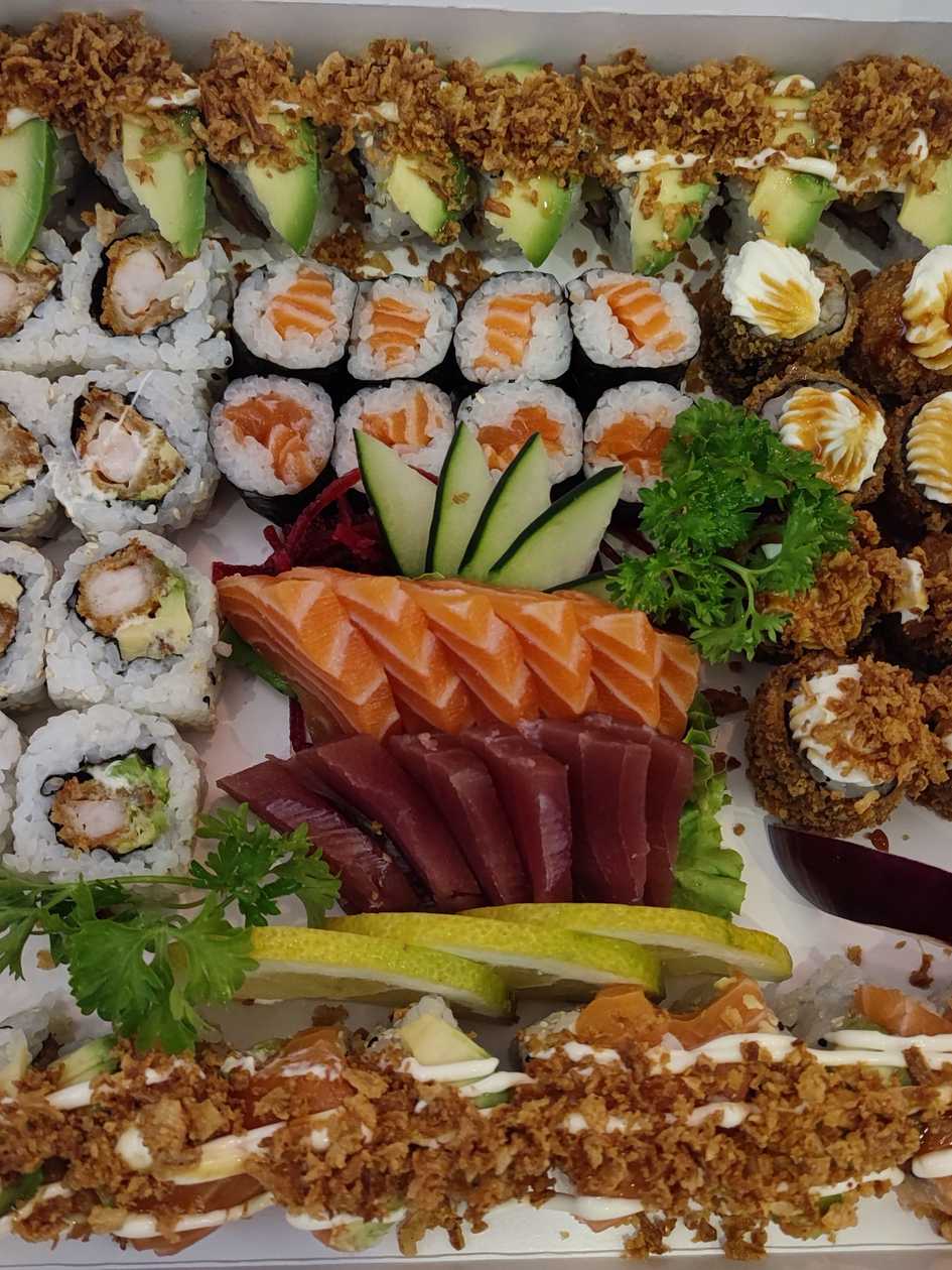 Lover Combo Sushi 52 pieces