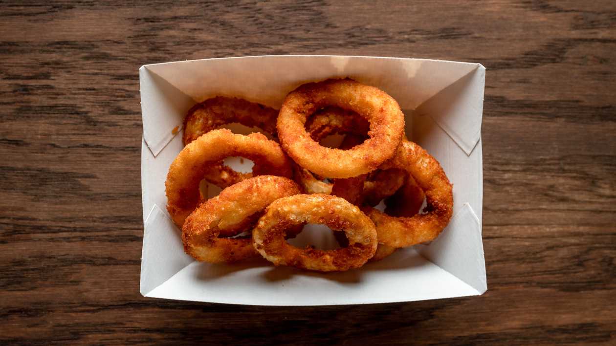 8 Battered Onion Rings