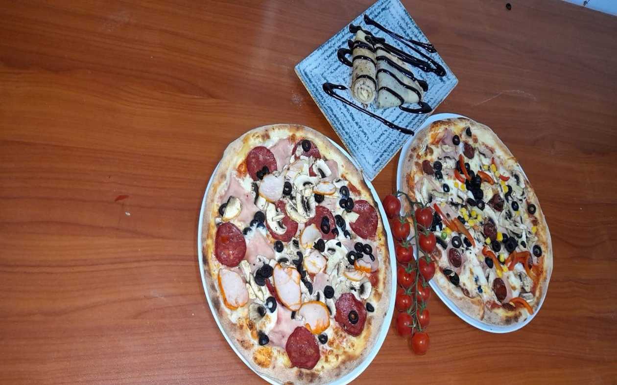doua pizza la alegere,pizza prosciuto crudo nu intra in oferta
