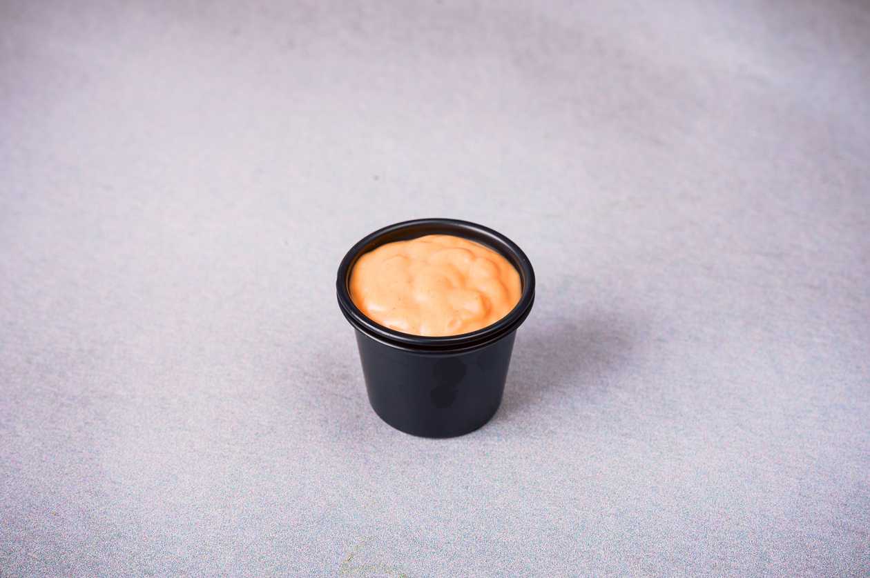 Pink sauce (mayonnaise and ketchup)
