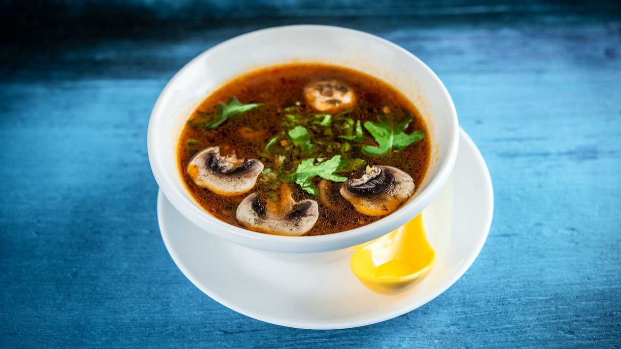 Tom Yum Kai