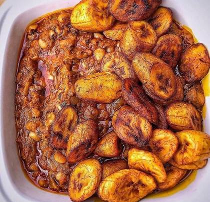 Fried Plantain with Fried Beans Stew