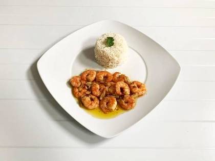 Gambas Grandes Àguilho (Feito com Alho, Azeite da Terra e Picante Qb)