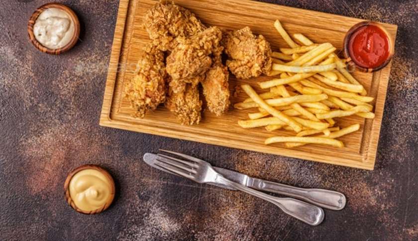 Crispy chicken wings 5 pics with potatos