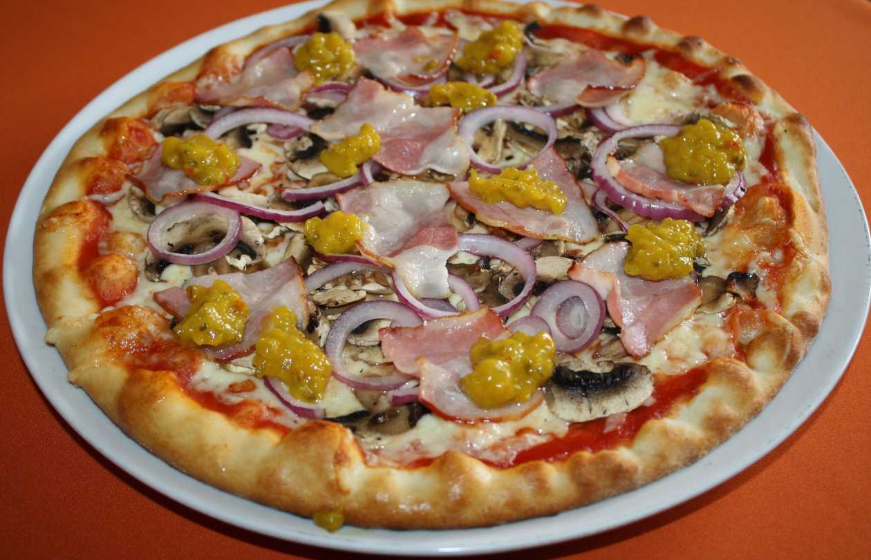 Bacon pizza with mushrooms 30 cm