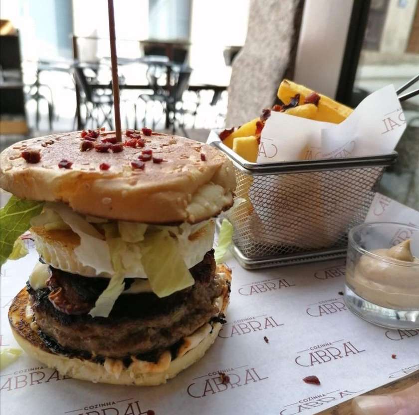 Cabral Style Burger