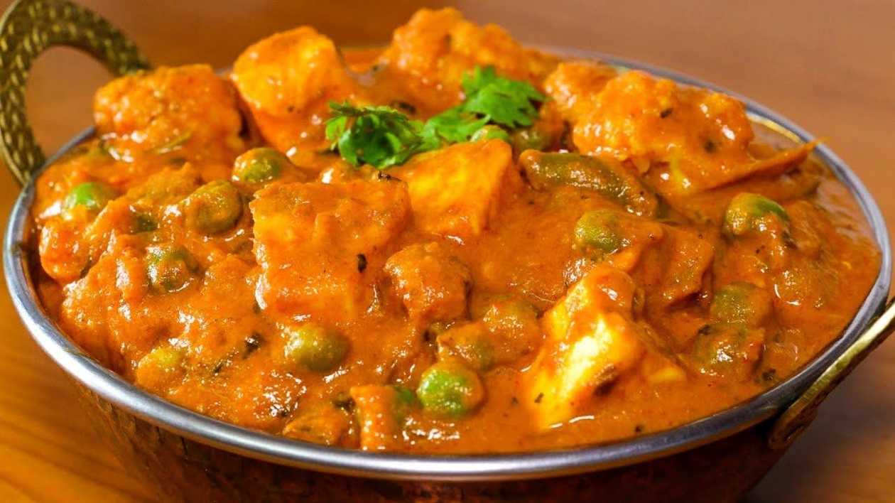 Mixed vegetables served with basmati rice.