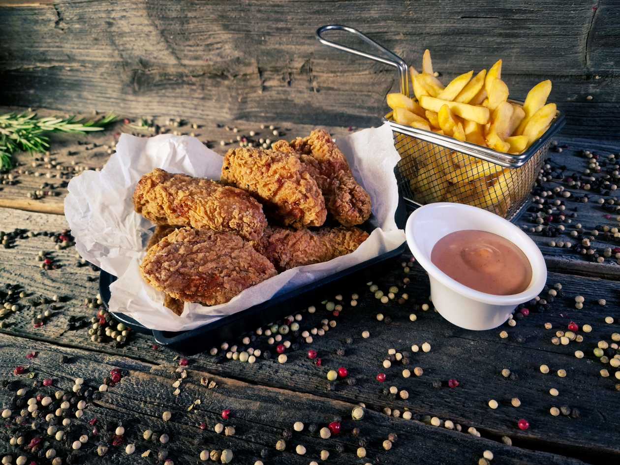 8 Crispy Hot Cicken Wings Menu