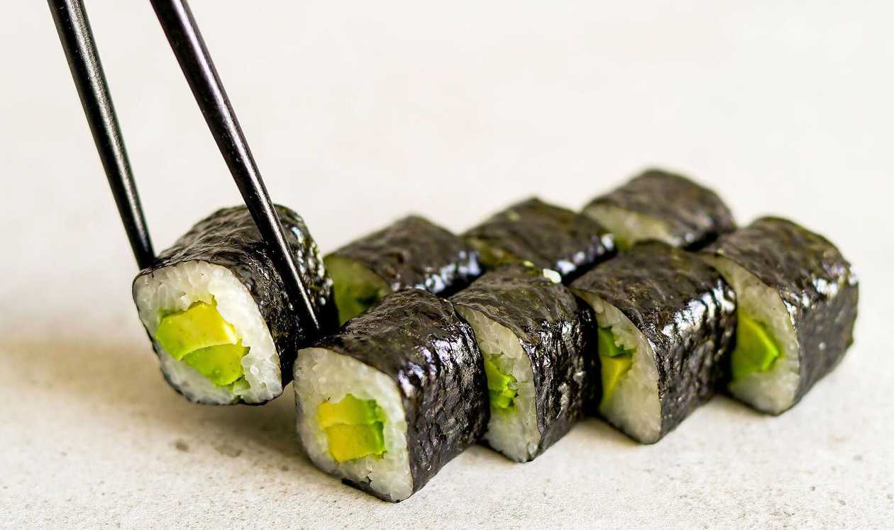 09. Avocado maki 8 vnt.