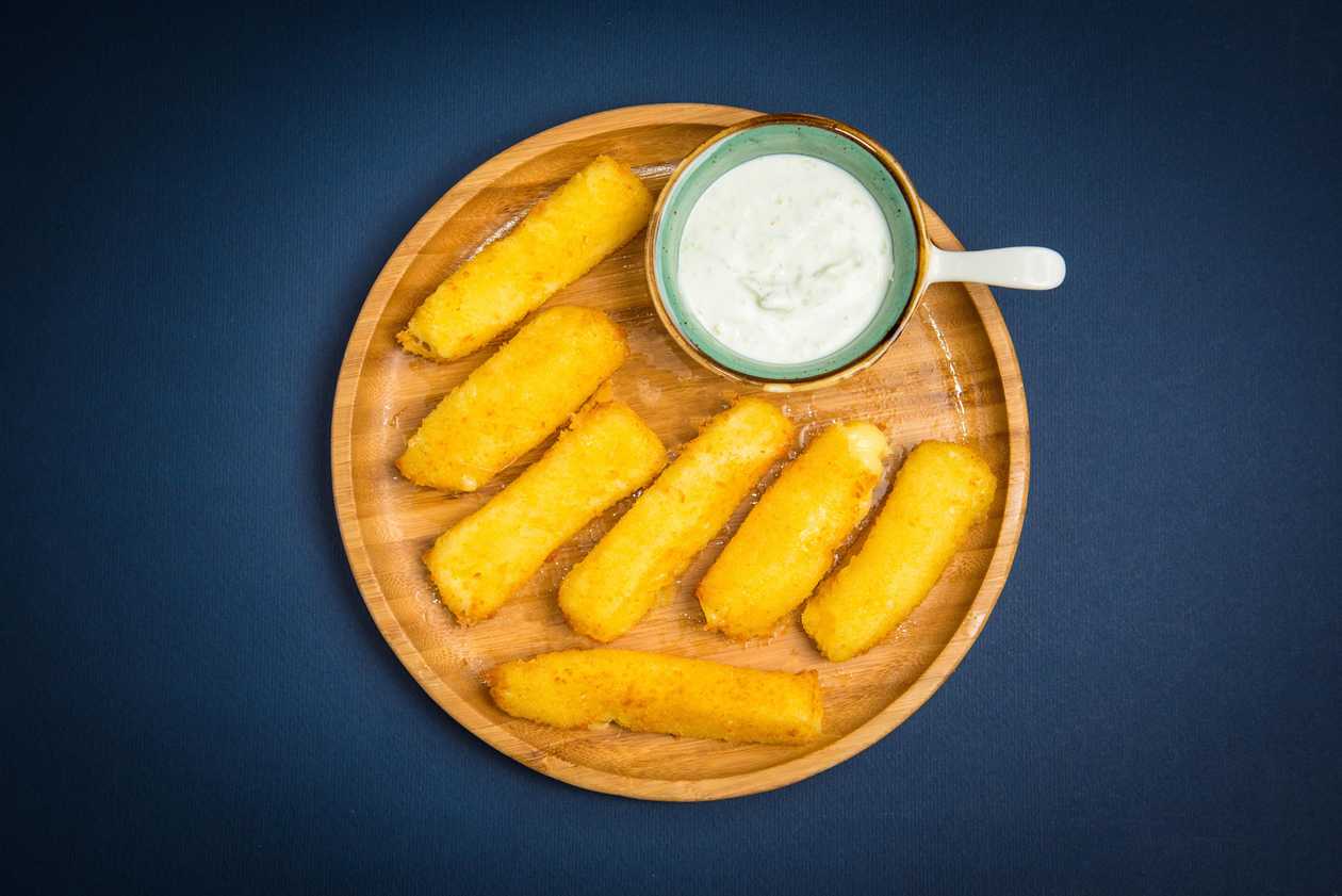 Sulguni Sticks With Sour-Cream Sauce
