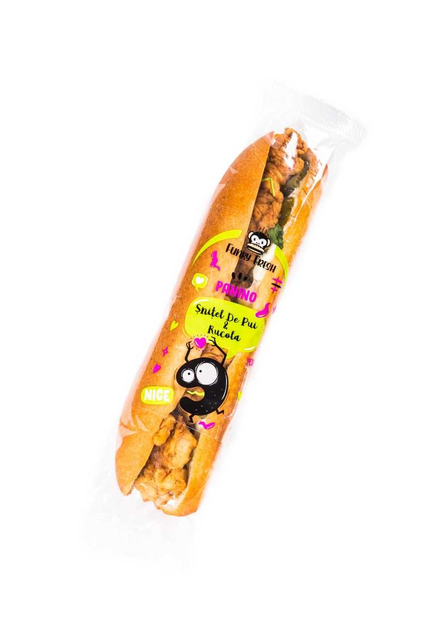 Panino Snitel de pui cu rucola