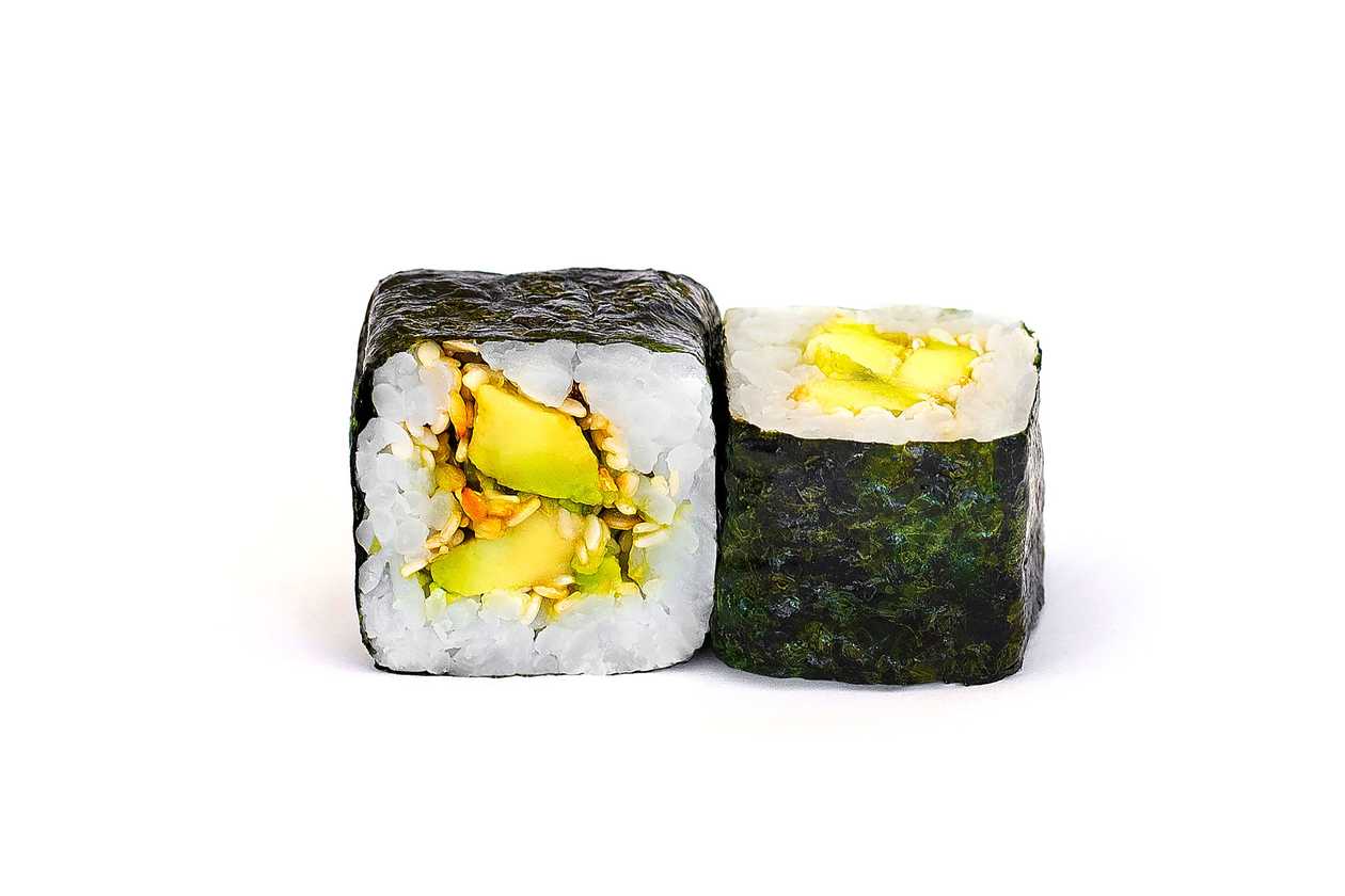2. Avocado maki 8 pcs.