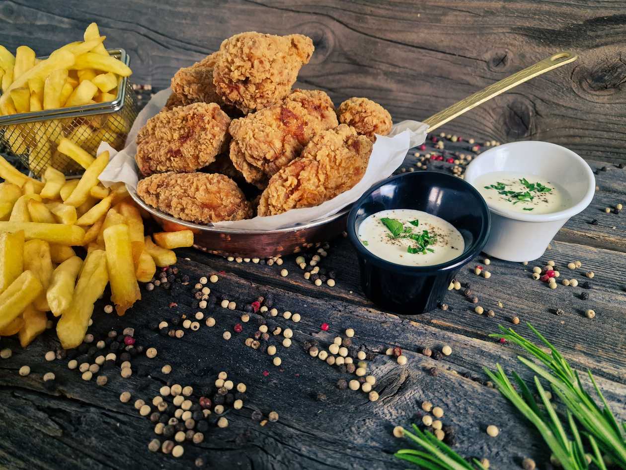 Crispy Hot Chicken Wings Bucket - Duet Menu  -  1250 g