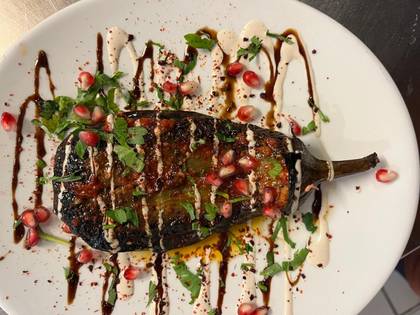 Ungsbakad aubergine