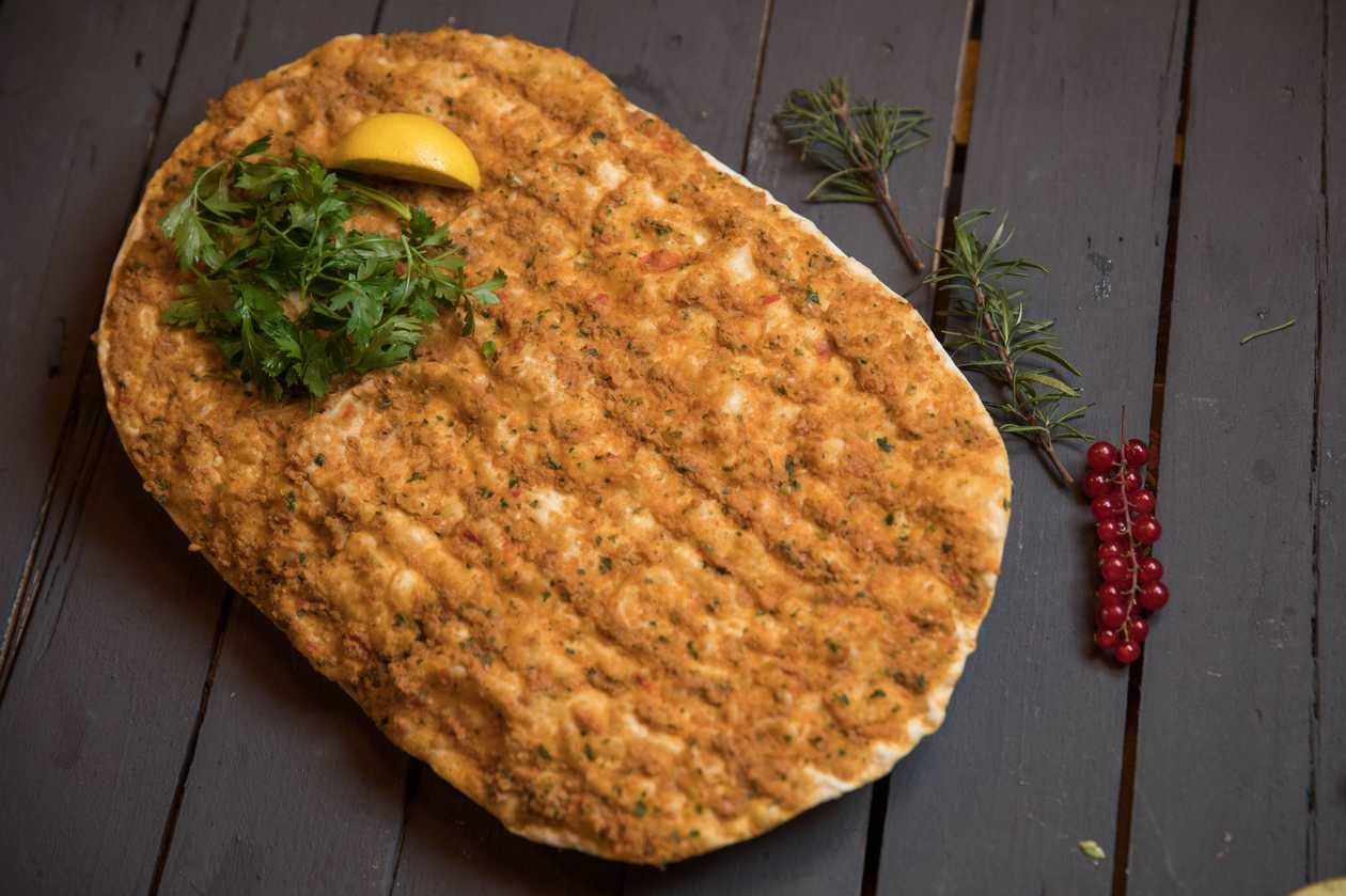 Acılı Lahmacun