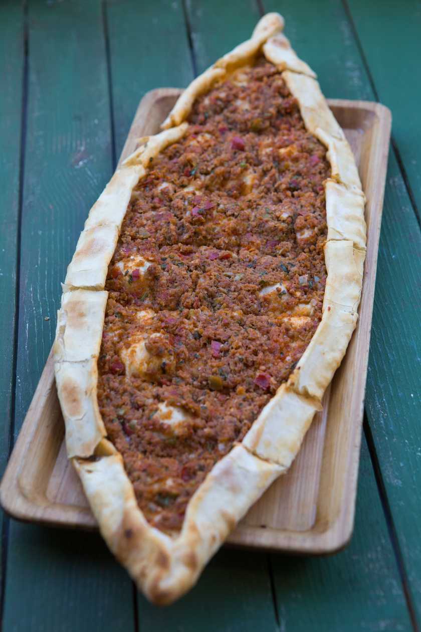 Pide with Minced Meat
