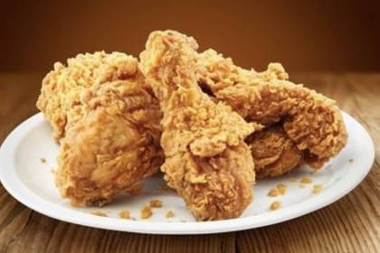 Crispy Chicken Wings4 Uni com Batata
