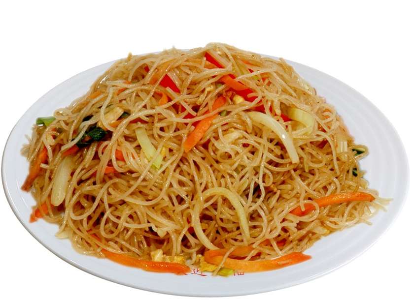60. Rice noodles with chicken
