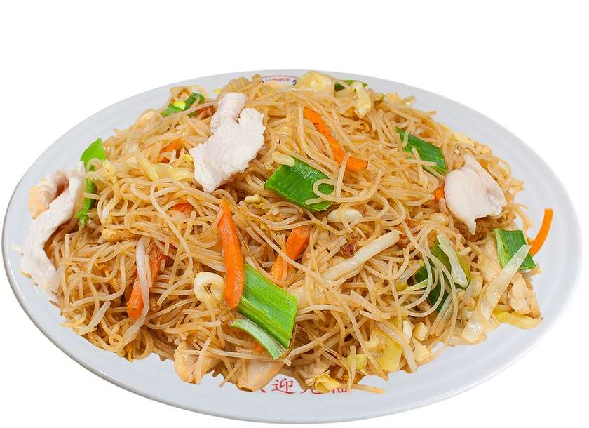 60. Rice noodles with chicken