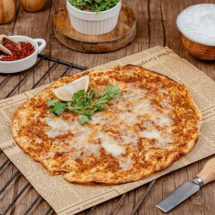 Lahmacun with Cheese (110 gr)