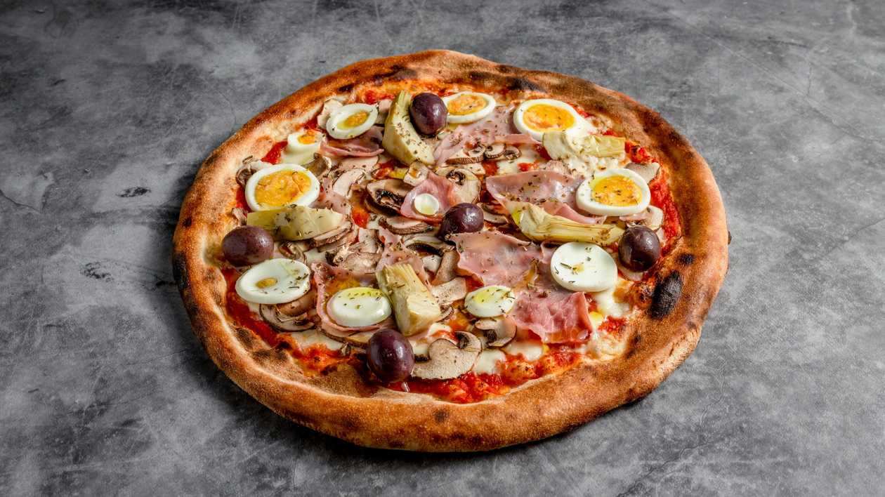 Capricciosa Pizza
