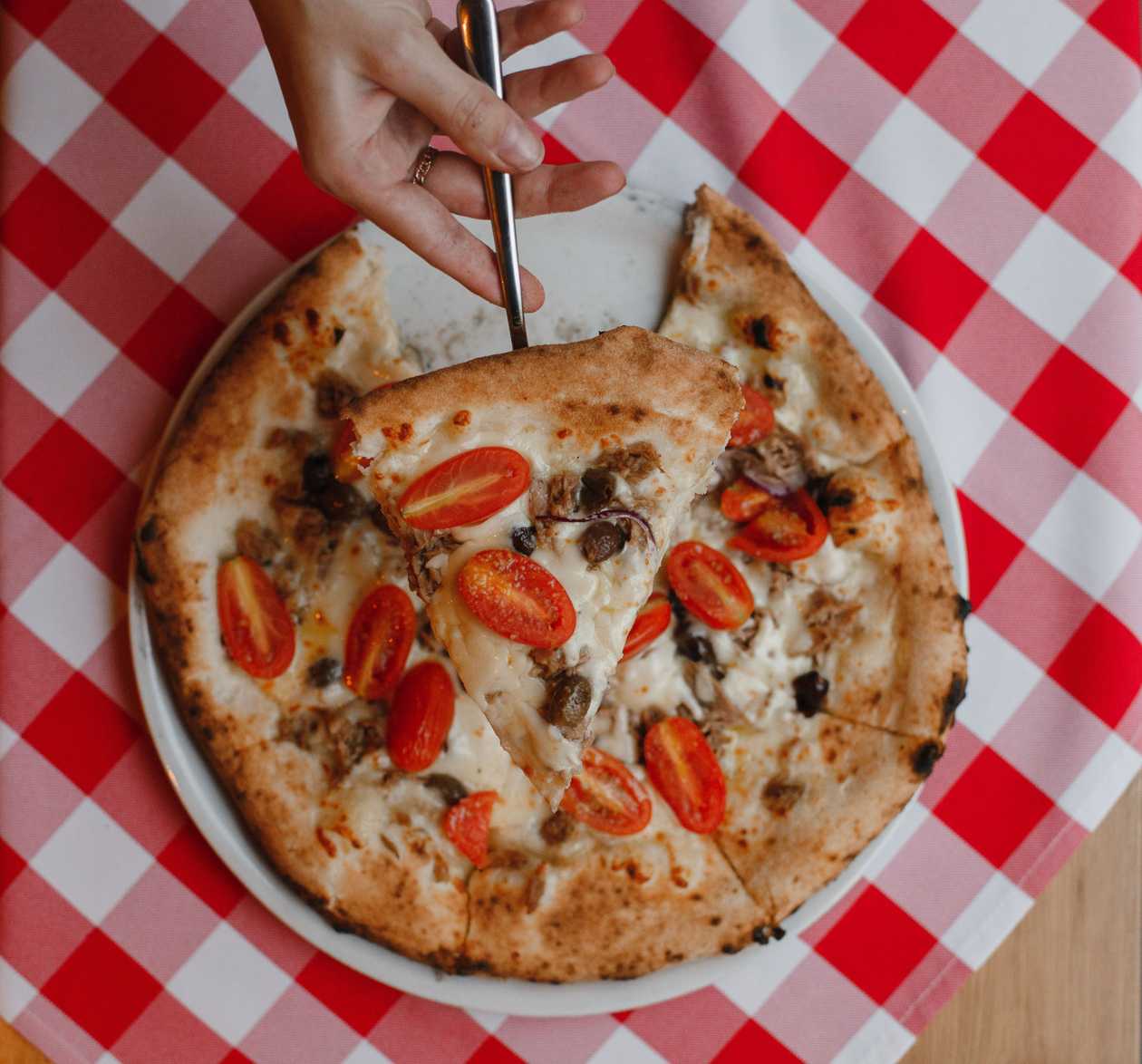 Pizza al Tonno