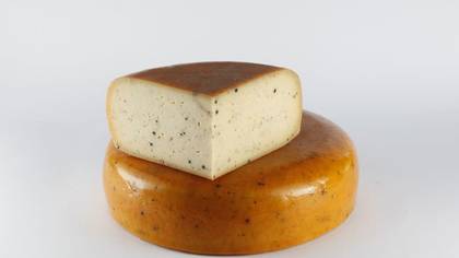 Gouda with Black Pepper 200g