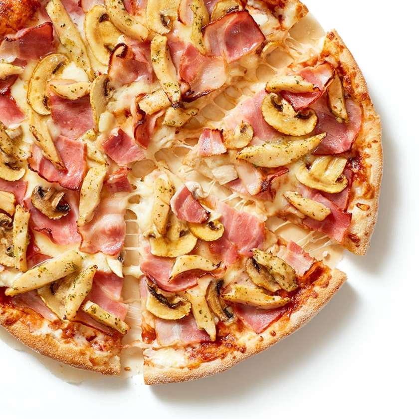 Family Barbecue Cream Pizza