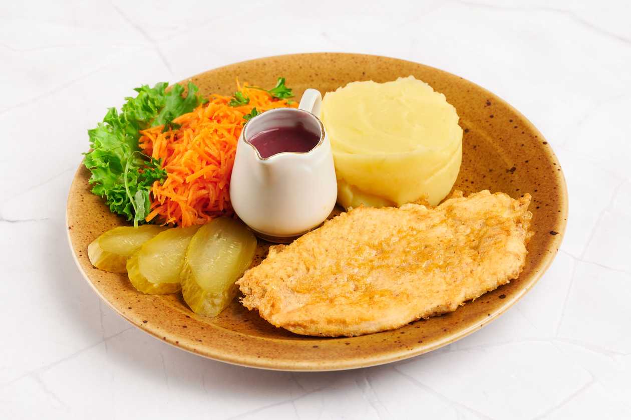 Kepta vištienos filė su ananasų padažu