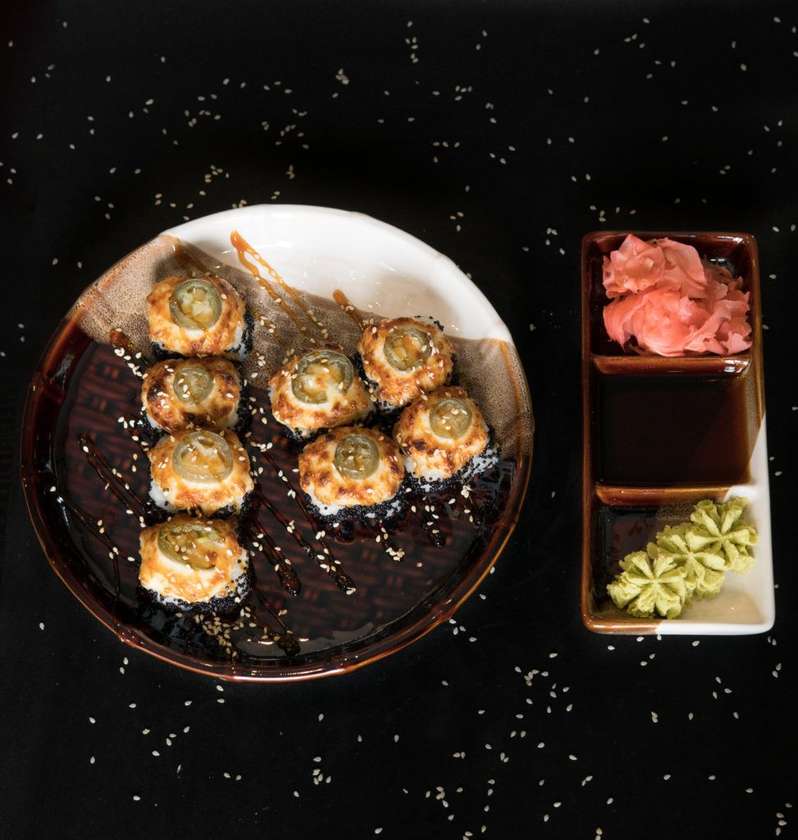 52. Tiger shimp  black maki 8 pcs.