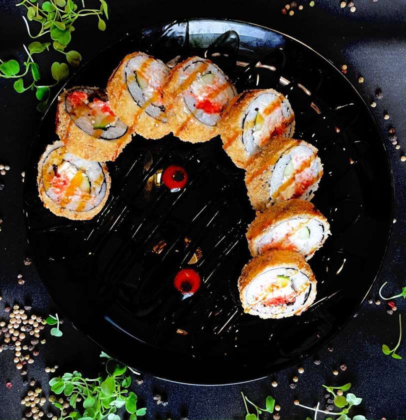 64. Tempura crab maki 8 pcs.