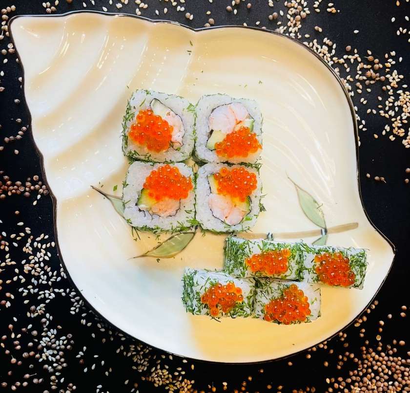50. Lux crab maki 8 pcs.