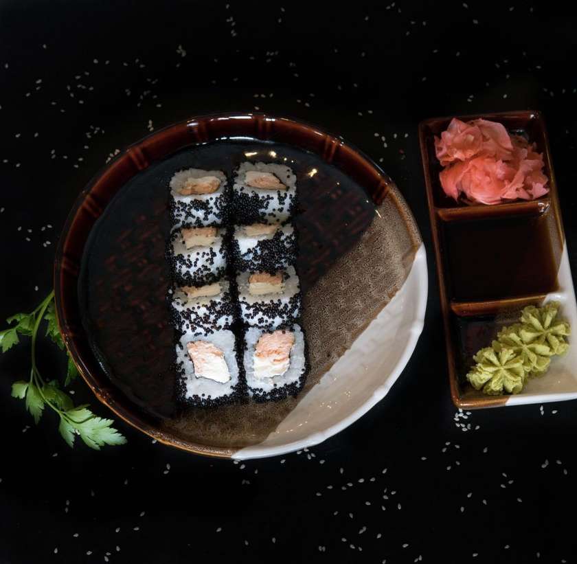 41. Black masaga maki 8 pcs.