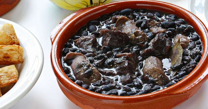 feijoada a brasileira para 2 pessoas