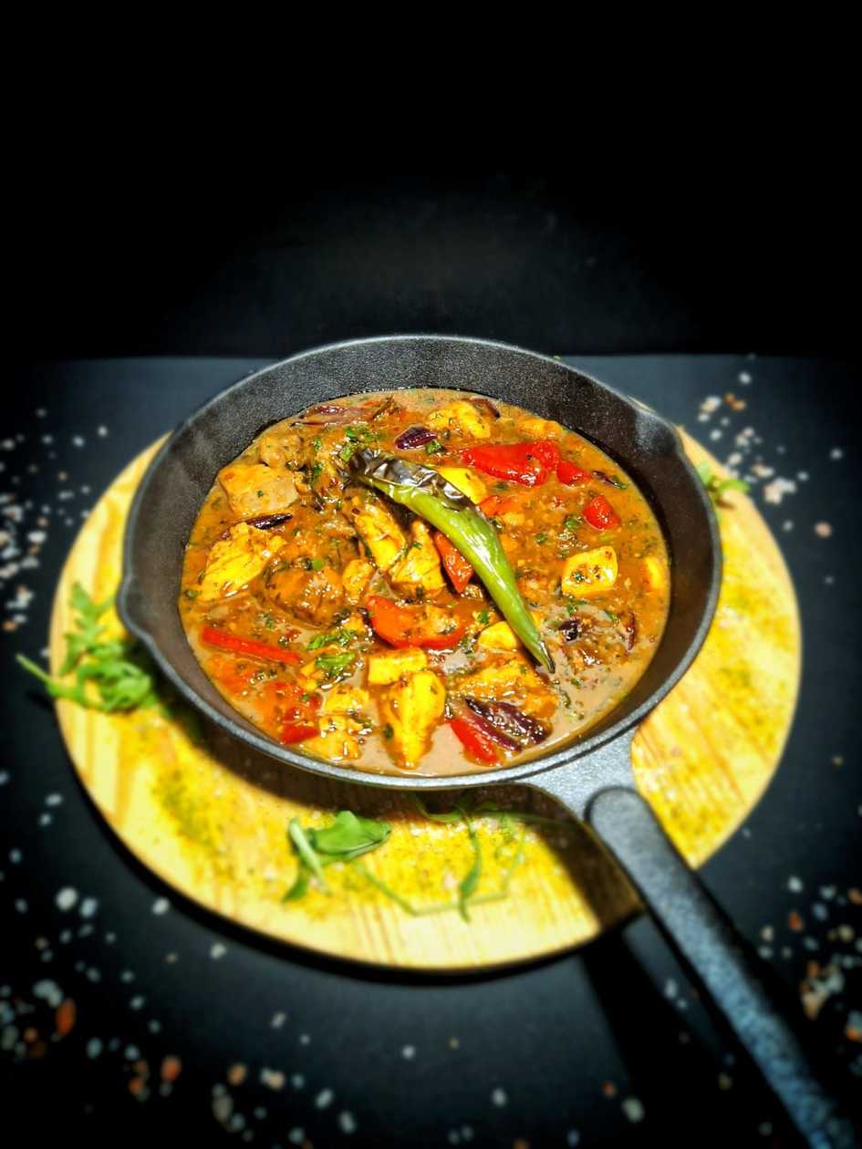 Tigaie picantă de porc