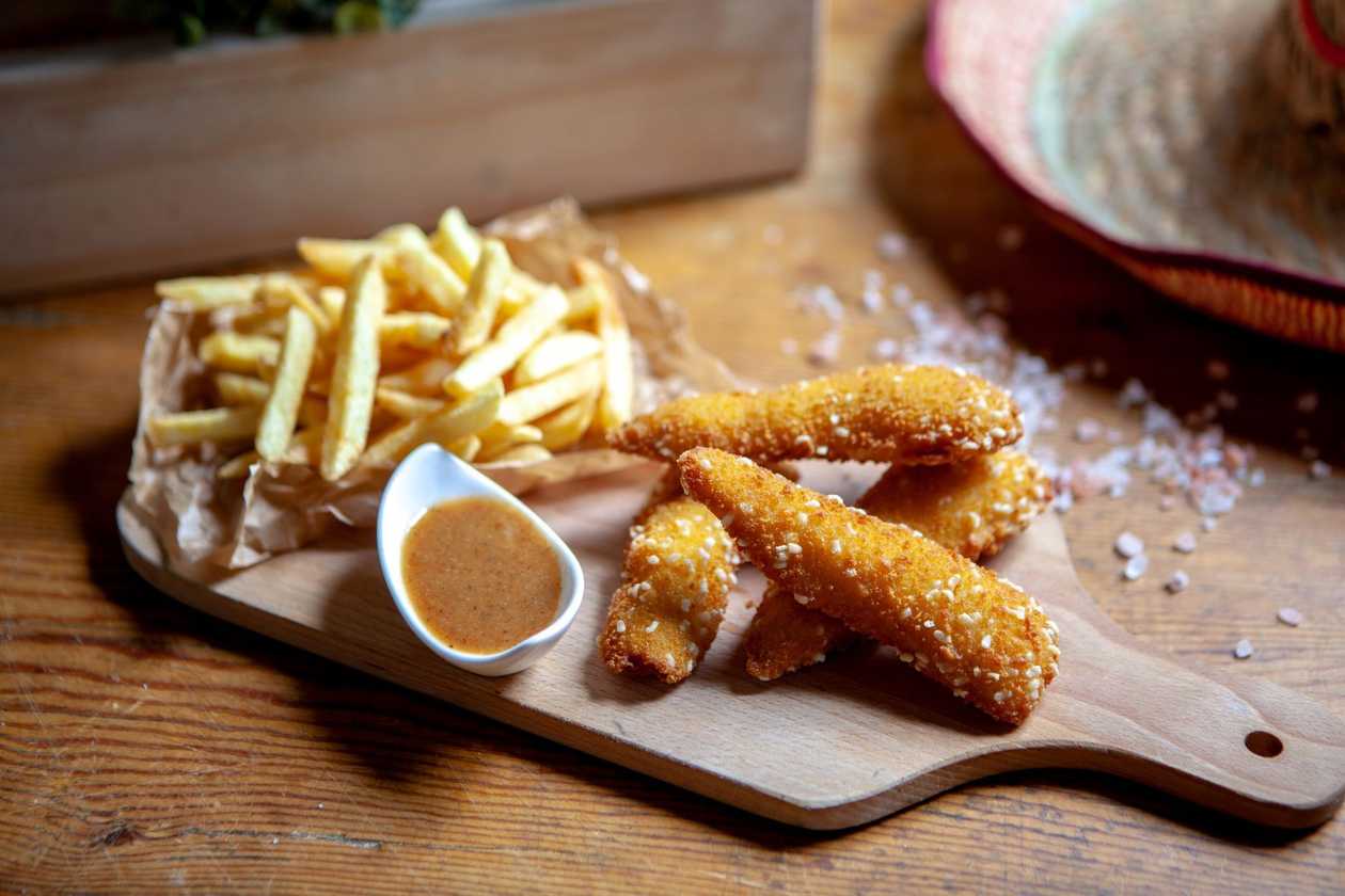 Meniu Chicken Fingers Cu Cartofi Prajiti