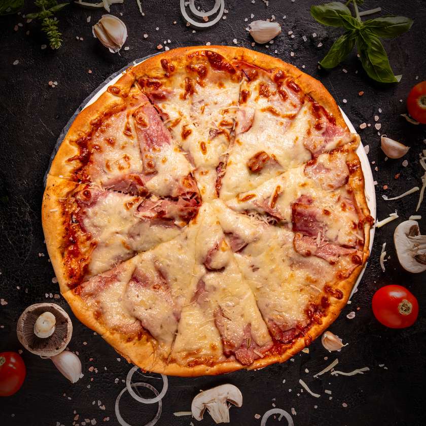Pizza quattro carni