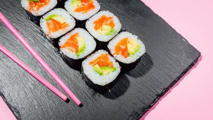 Sake avocado maki