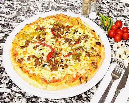 30% OFF 🎁 Bolognese Pizza