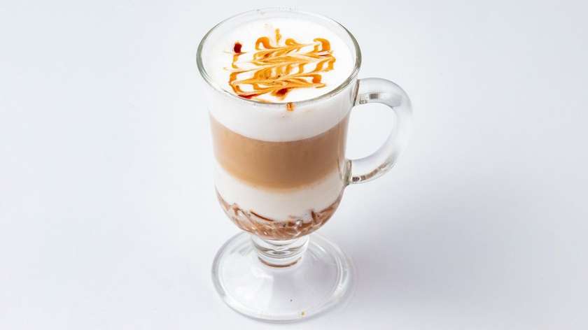 Latte Makkiato Karamel ilə