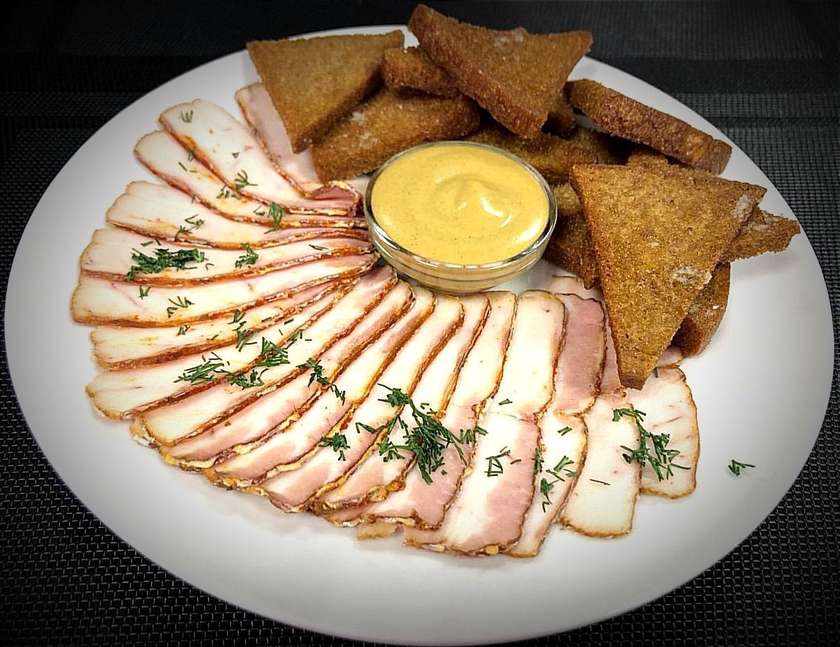 Salo with Croutons