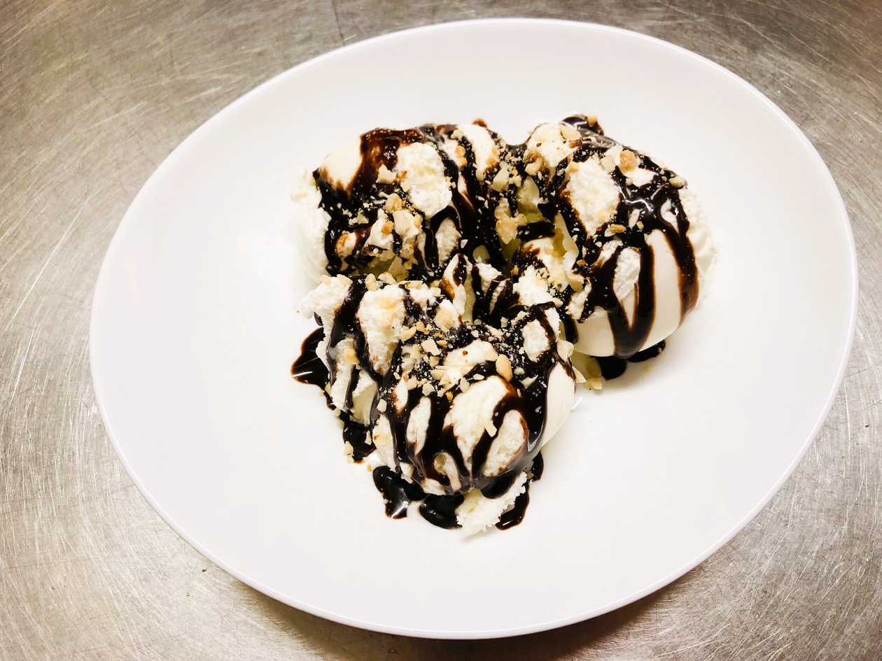142. Ice Cream with Chocolate and Nuts