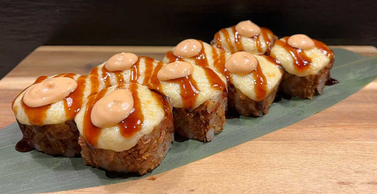 101. Chicken Roll Hot