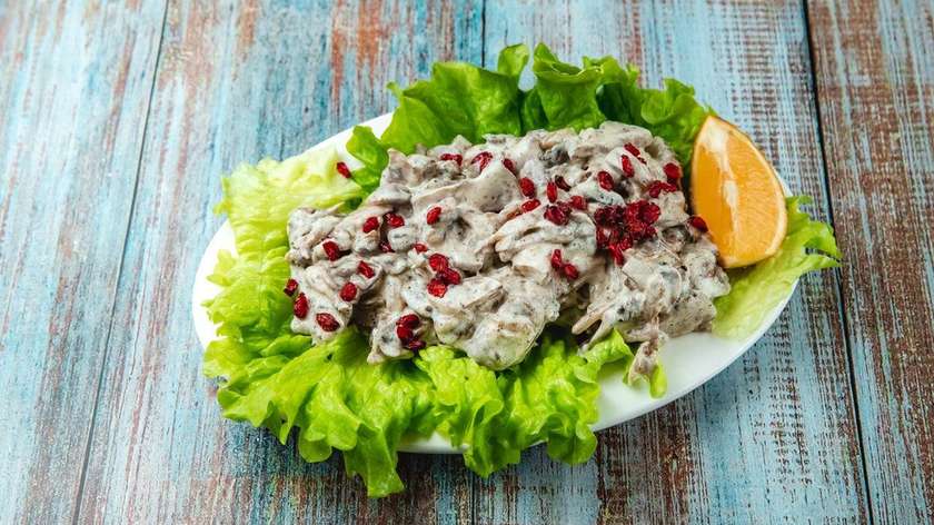 Toyuq Stroganoff + Kartof Fri