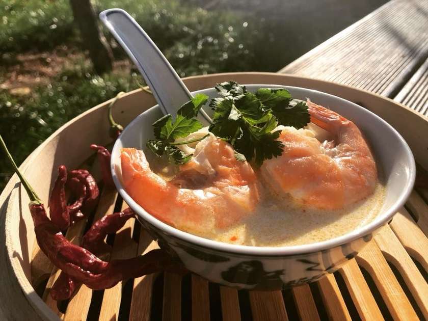 Zupa Tom Kha z krewetkami