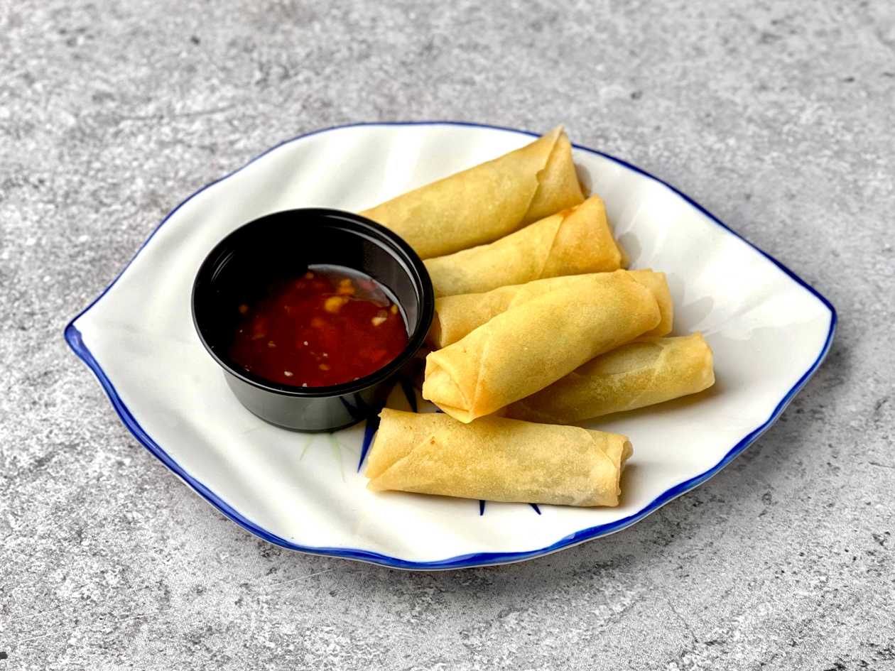 Spring-rolls Chinese pancakes with vegetables (6 pcs. per serving)
